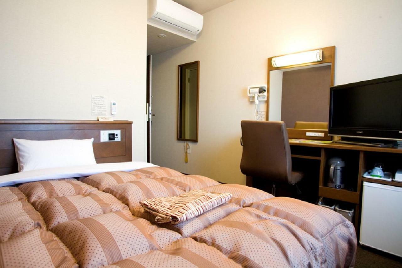 Hotel Route-Inn Nanao Ekihigashi Ngoại thất bức ảnh